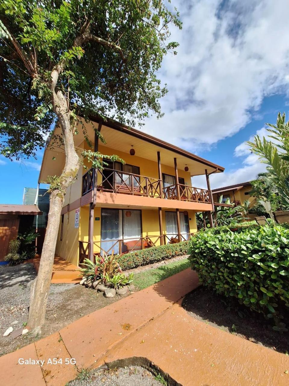 La Fortuna Iris Arenal Hotel المظهر الخارجي الصورة