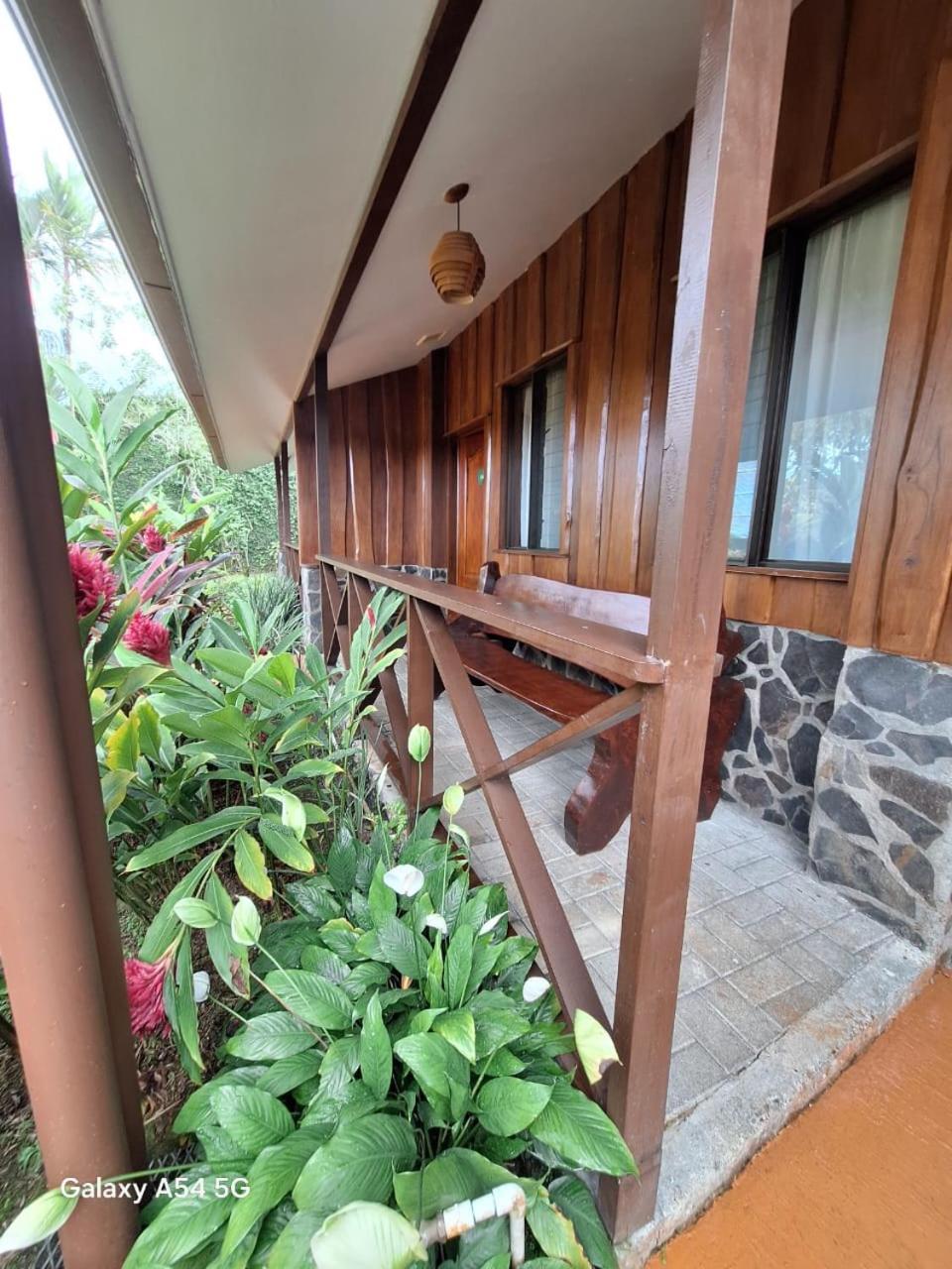 La Fortuna Iris Arenal Hotel المظهر الخارجي الصورة