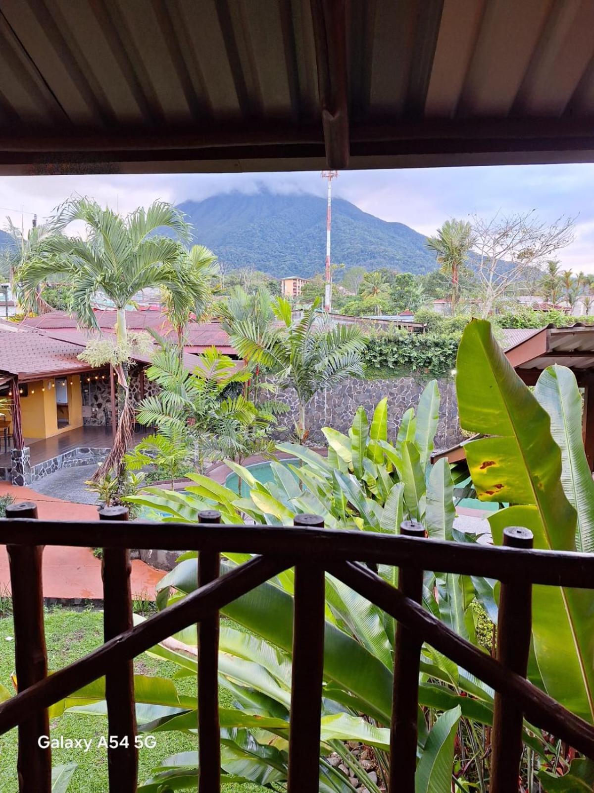 La Fortuna Iris Arenal Hotel المظهر الخارجي الصورة