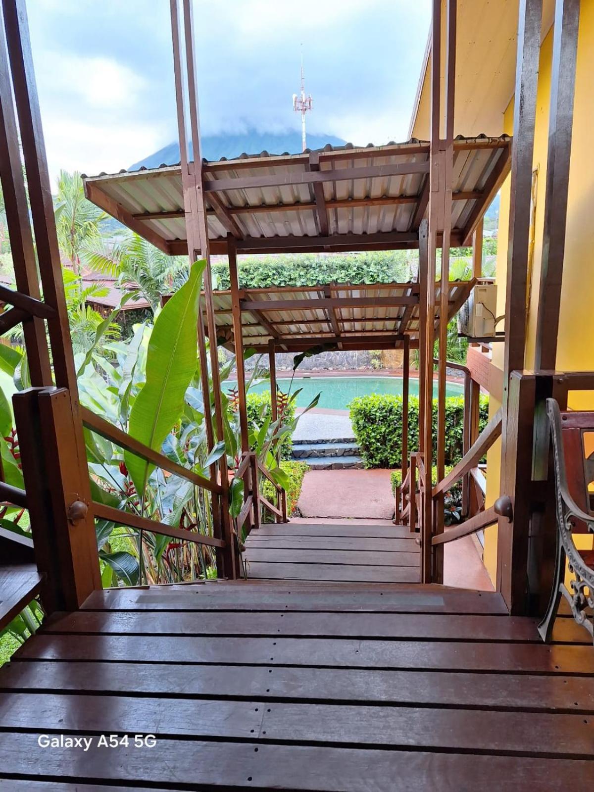 La Fortuna Iris Arenal Hotel المظهر الخارجي الصورة