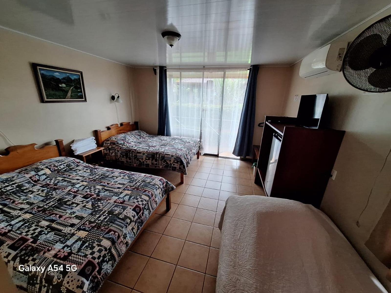 La Fortuna Iris Arenal Hotel المظهر الخارجي الصورة