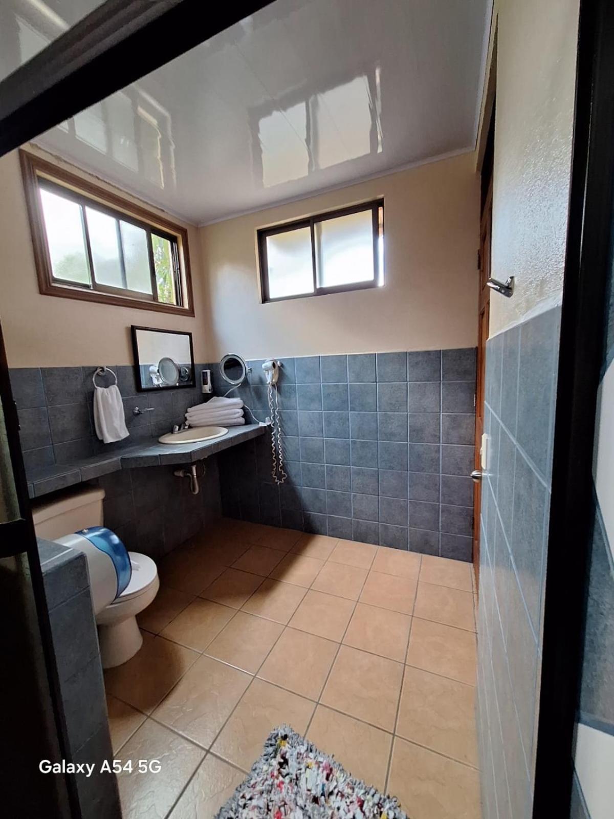 La Fortuna Iris Arenal Hotel المظهر الخارجي الصورة